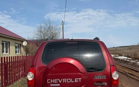 Chevrolet Niva I рестайлинг, 2010 год, 550 000 рублей, 2 фотография