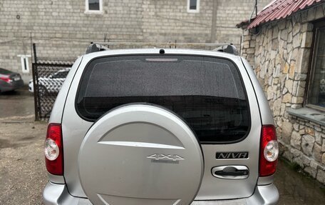 Chevrolet Niva I рестайлинг, 2003 год, 260 000 рублей, 8 фотография