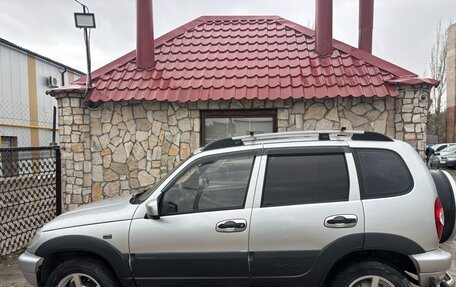 Chevrolet Niva I рестайлинг, 2003 год, 260 000 рублей, 6 фотография