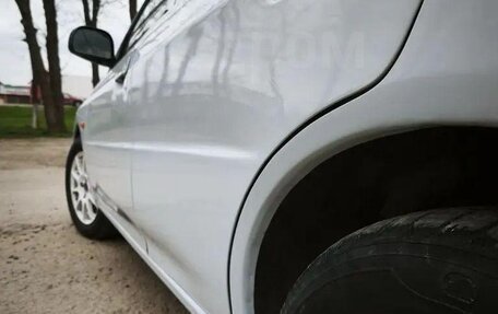 Mitsubishi Mirage VI рестайлинг, 1998 год, 250 000 рублей, 34 фотография