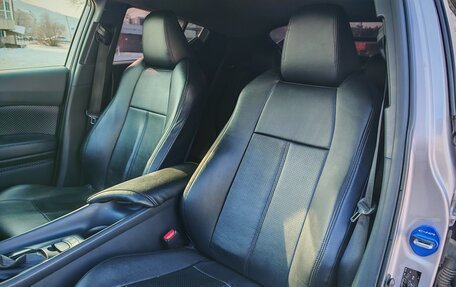 Toyota C-HR I рестайлинг, 2019 год, 1 880 000 рублей, 15 фотография