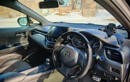 Toyota C-HR I рестайлинг, 2019 год, 1 880 000 рублей, 10 фотография