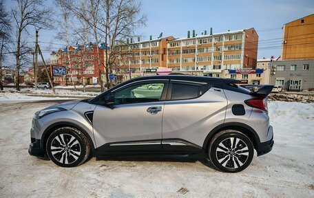Toyota C-HR I рестайлинг, 2019 год, 1 880 000 рублей, 16 фотография