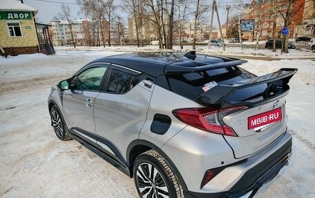 Toyota C-HR I рестайлинг, 2019 год, 1 880 000 рублей, 4 фотография