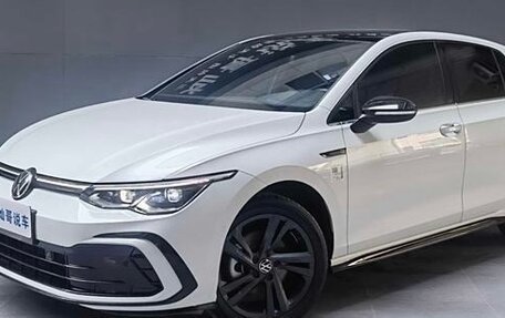 Volkswagen Golf VIII, 2022 год, 2 900 000 рублей, 33 фотография