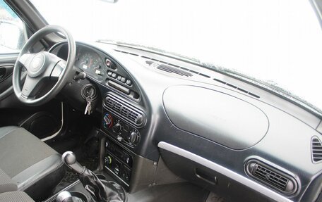 Chevrolet Niva I рестайлинг, 2013 год, 399 000 рублей, 7 фотография