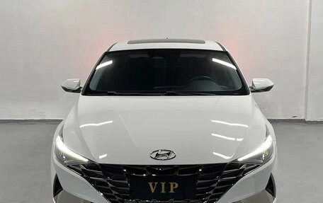 Hyundai Elantra, 2022 год, 1 390 000 рублей, 2 фотография