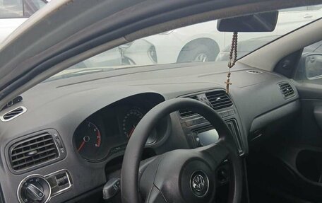 Volkswagen Polo VI (EU Market), 2014 год, 400 000 рублей, 2 фотография