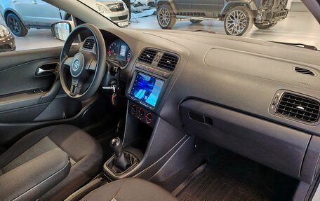 Volkswagen Polo VI (EU Market), 2015 год, 725 000 рублей, 7 фотография