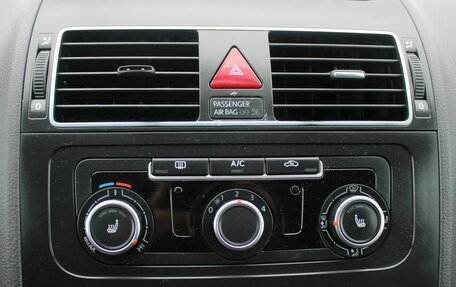 Volkswagen Touran III, 2013 год, 989 000 рублей, 15 фотография