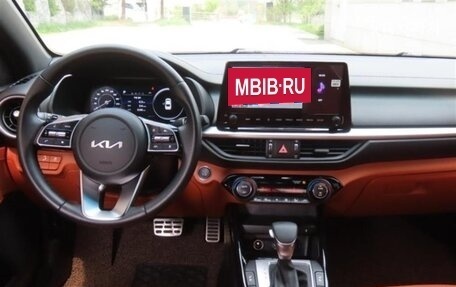 KIA K3, 2024 год, 2 020 000 рублей, 16 фотография