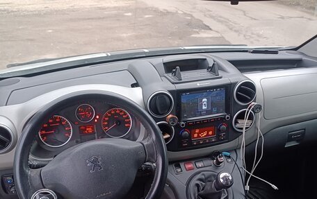 Peugeot Partner II рестайлинг 2, 2011 год, 950 000 рублей, 7 фотография