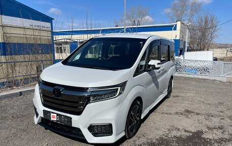 Honda Stepwgn IV, 2020 год, 2 540 000 рублей, 3 фотография
