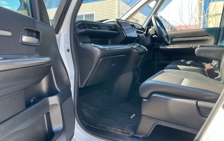 Honda Stepwgn IV, 2020 год, 2 540 000 рублей, 7 фотография