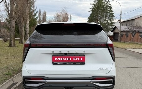 Geely Atlas, 2024 год, 2 730 000 рублей, 12 фотография