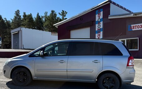 Opel Zafira B, 2013 год, 730 000 рублей, 5 фотография