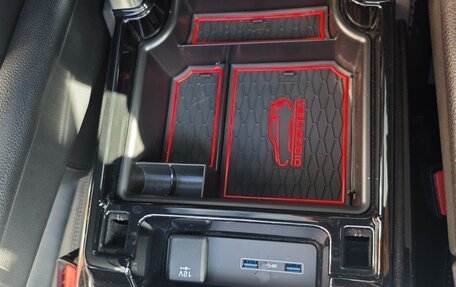 Land Rover Discovery IV, 2017 год, 3 300 000 рублей, 13 фотография