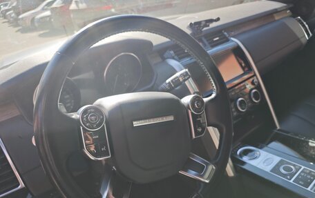 Land Rover Discovery IV, 2017 год, 3 300 000 рублей, 26 фотография