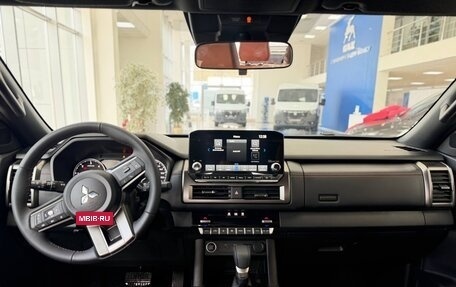 Mitsubishi L200, 2025 год, 5 200 000 рублей, 10 фотография