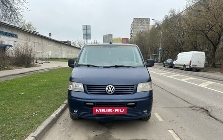 Volkswagen Transporter T5 рестайлинг, 2006 год, 900 000 рублей, 2 фотография