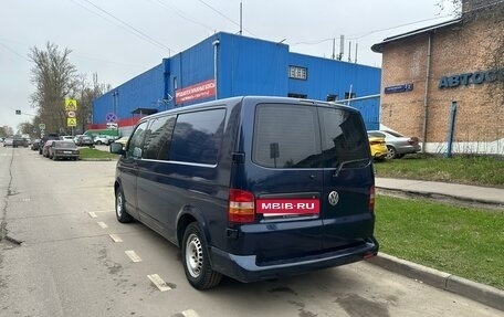 Volkswagen Transporter T5 рестайлинг, 2006 год, 900 000 рублей, 7 фотография