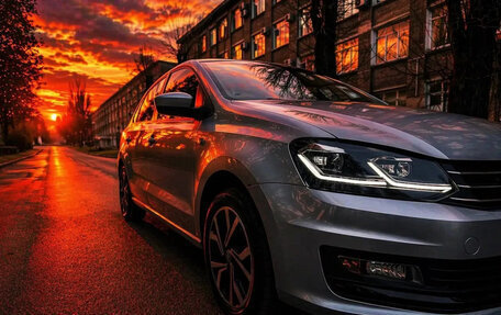 Volkswagen Polo VI (EU Market), 2015 год, 1 400 000 рублей, 2 фотография