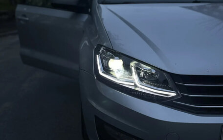 Volkswagen Polo VI (EU Market), 2015 год, 1 400 000 рублей, 10 фотография