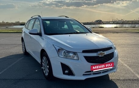 Chevrolet Cruze II, 2014 год, 885 000 рублей, 10 фотография