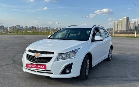 Chevrolet Cruze II, 2014 год, 885 000 рублей, 2 фотография