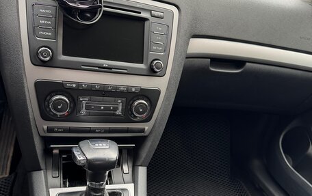 Skoda Octavia, 2010 год, 850 000 рублей, 11 фотография