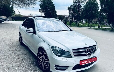 Mercedes-Benz C-Класс, 2012 год, 1 950 000 рублей, 2 фотография