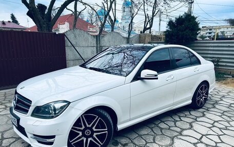 Mercedes-Benz C-Класс, 2012 год, 1 950 000 рублей, 31 фотография