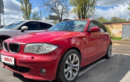 BMW 1 серия, 2006 год, 715 000 рублей, 3 фотография