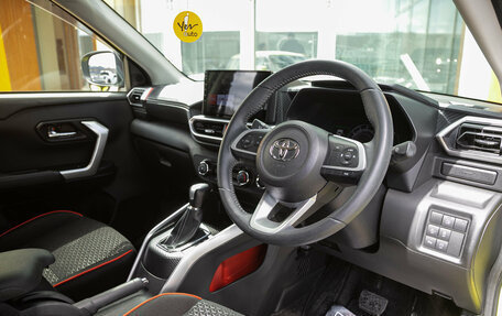 Toyota Raize I, 2020 год, 1 585 000 рублей, 15 фотография