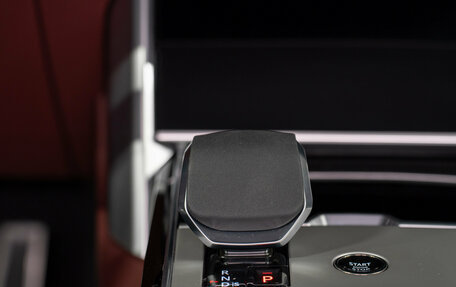 Land Rover Range Rover IV рестайлинг, 2026 год, 26 890 000 рублей, 17 фотография
