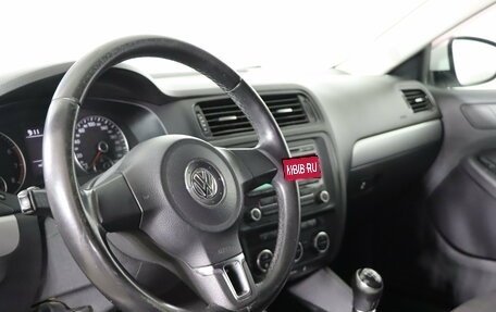 Volkswagen Jetta VI, 2013 год, 749 990 рублей, 9 фотография