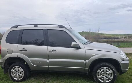 Chevrolet Niva I рестайлинг, 2015 год, 405 000 рублей, 1 фотография