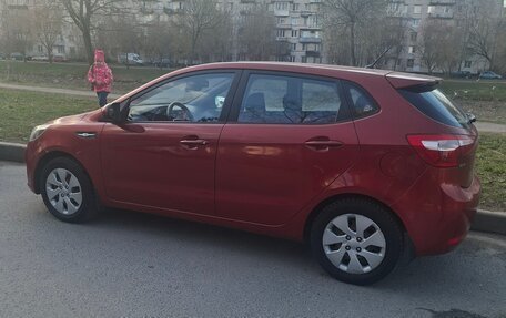KIA Rio III рестайлинг, 2013 год, 750 000 рублей, 1 фотография