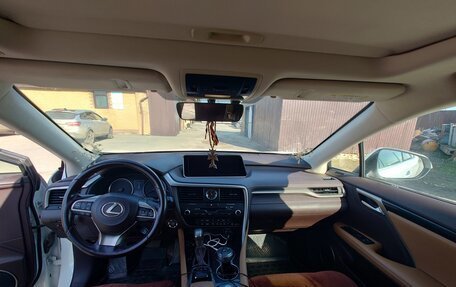 Lexus RX IV рестайлинг, 2018 год, 4 300 000 рублей, 4 фотография