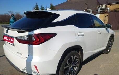 Lexus RX IV рестайлинг, 2018 год, 4 300 000 рублей, 11 фотография