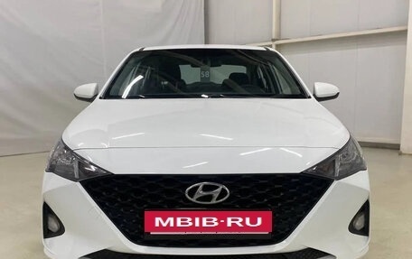 Hyundai Solaris II рестайлинг, 2020 год, 1 025 000 рублей, 3 фотография