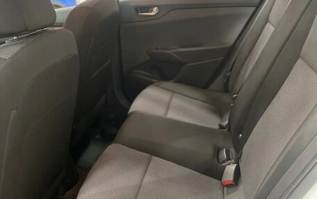 Hyundai Solaris II рестайлинг, 2020 год, 1 025 000 рублей, 12 фотография