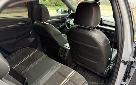 Volkswagen Golf VIII, 2022 год, 2 690 000 рублей, 16 фотография