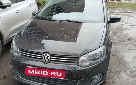 Volkswagen Polo VI (EU Market), 2012 год, 710 000 рублей, 3 фотография