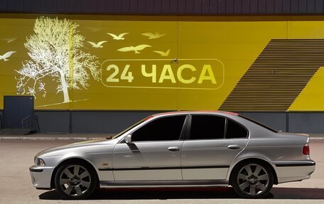 BMW 5 серия, 1998 год, 850 000 рублей, 9 фотография