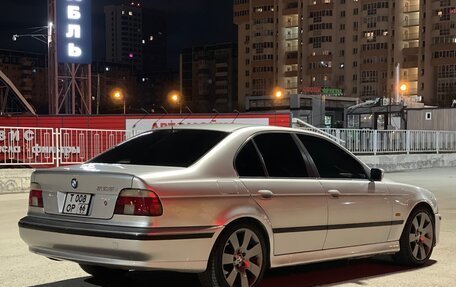 BMW 5 серия, 1998 год, 850 000 рублей, 11 фотография
