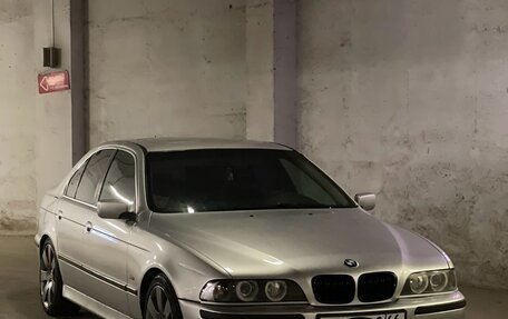 BMW 5 серия, 1998 год, 850 000 рублей, 19 фотография