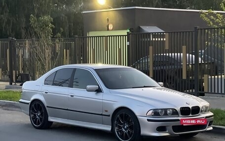 BMW 5 серия, 1998 год, 850 000 рублей, 18 фотография