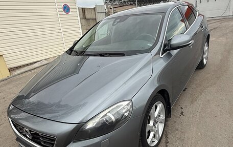 Volvo V40 II рестайлинг, 2015 год, 1 350 000 рублей, 3 фотография