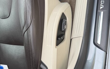 Volvo V40 II рестайлинг, 2015 год, 1 350 000 рублей, 17 фотография